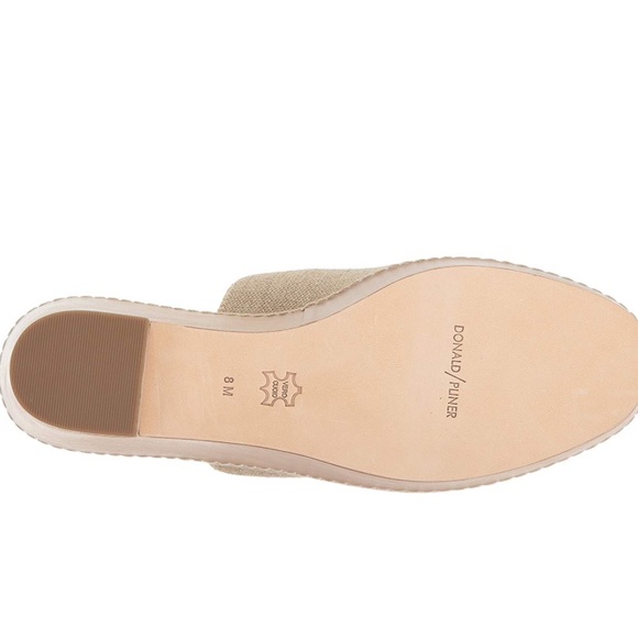 Donald Pliner- Natural Leather Lined Covered Heel - Picture 3 of 8